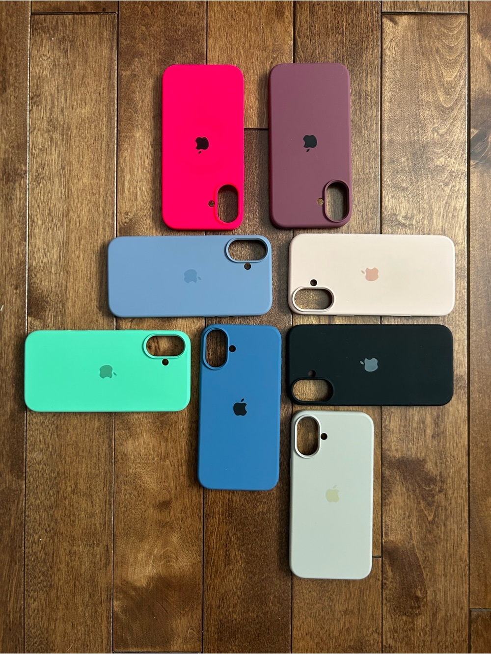 Set of 8 iPhone 16 plus phone cases